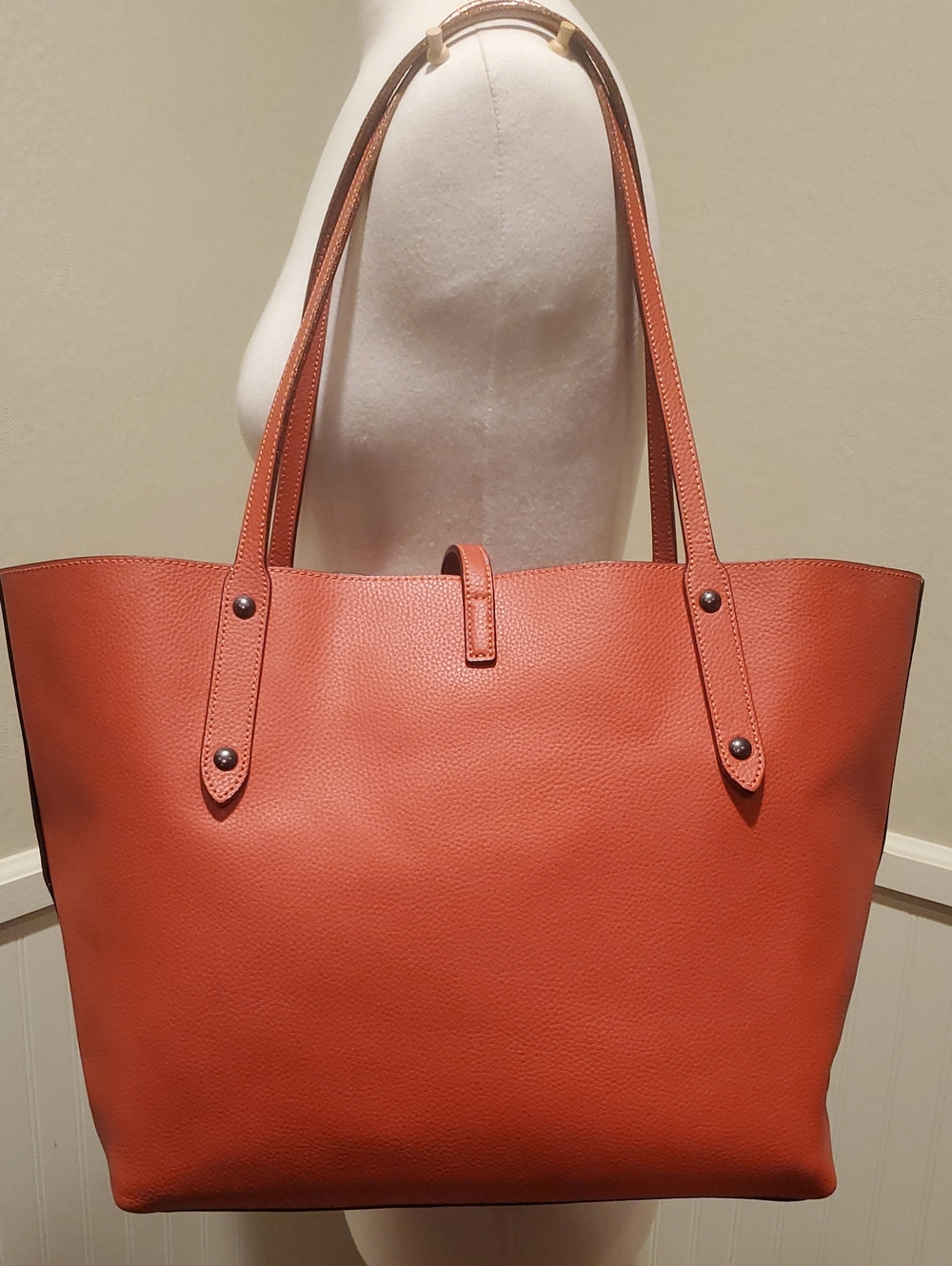 Like NEW Coach Market Tote Glitter Edge - Picture 6 of 15